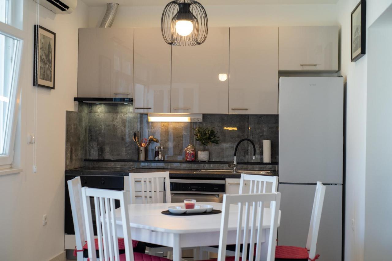 Apartman Dupin Dugi Rat Buitenkant foto