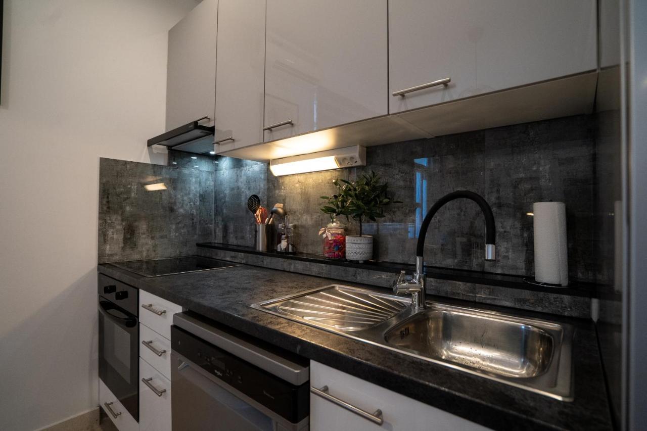 Apartman Dupin Dugi Rat Buitenkant foto